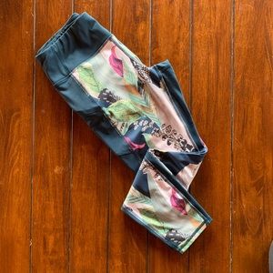 Athleta | Legging | S
